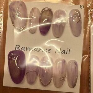 Lavender Luxe Nail Set‎ – Gradient Purple with Stars & Rhinestones (Medium)
